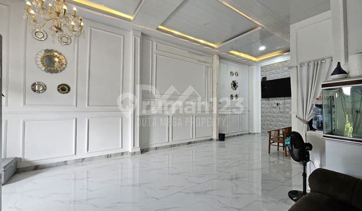 Rumah Cantik Kt.3 Dijual Cepat Di Graha Raya