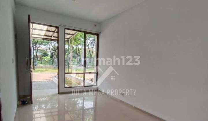 Beautiful House Kt.3 For Sale Cheap Ready to Live In Graha Raya