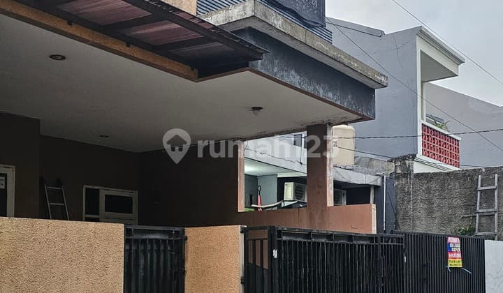 Rumah Dijual Cepat di Duta Bintaro Tangerang Strategis Nyaman