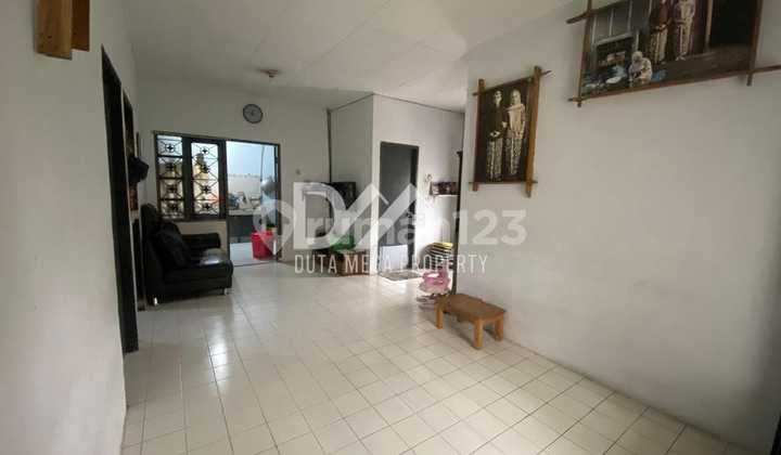 Cheap Hook House for Sale in Graha Raya Tangerang, Strategic Location