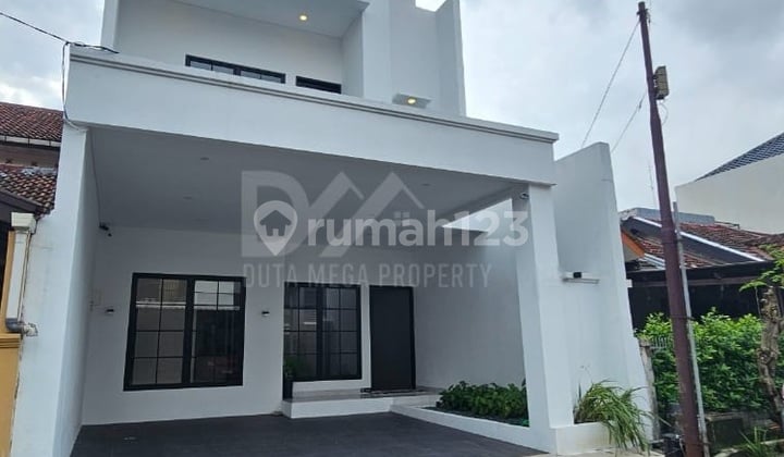 House for Sale in Graha Raya Tangerang, Furnished, New Building