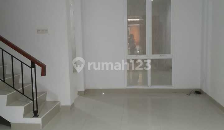 Rumah Hunian Siap Huni di Aurora Citra Raya Tangerang Nego Tipis