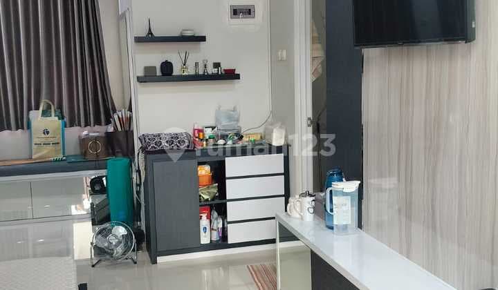 Rumah Siap Huni di Taman Semanan Indah Jakarta Barat Strategis