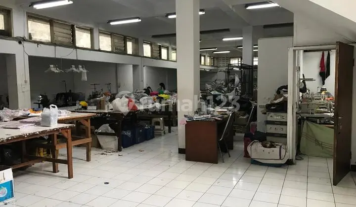 Strategic Office and Warehouse on Peta Street, Bandung