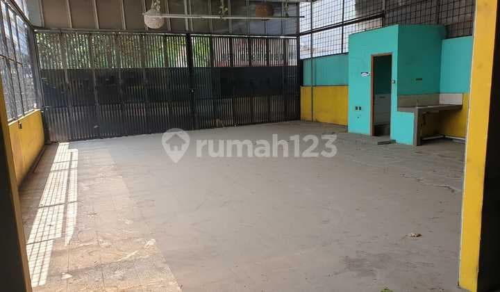 Ruang Usaha Strategis di Mainroad Jalan Peta Bandung