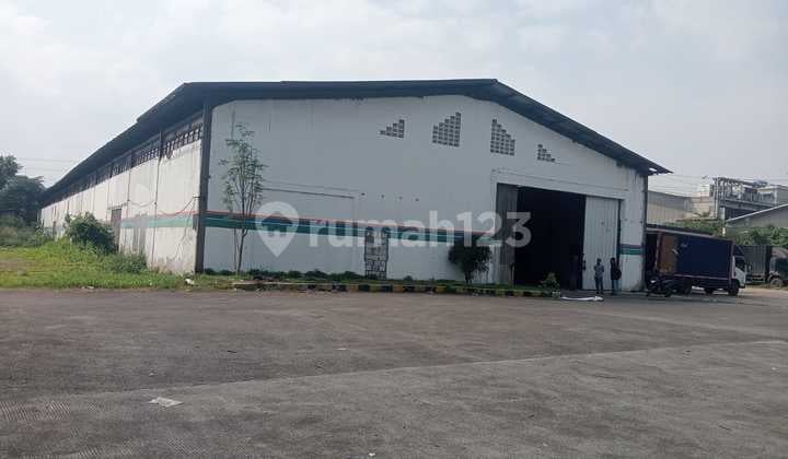 Gudang Besar Siap Pakai di Leuwigajah Cimahi Dekat Tol Baros