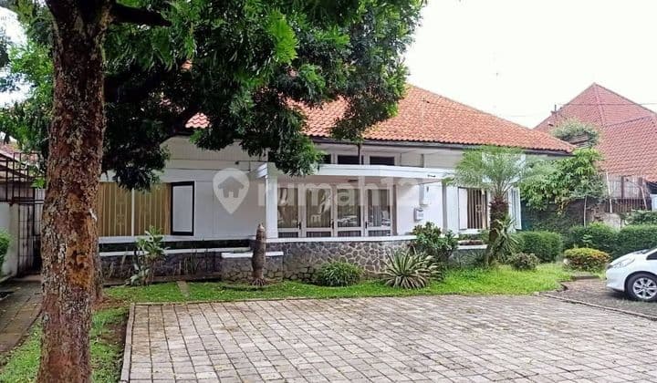 Rumah Heritage Terawat Strategis di Mainroad Riau Bandung