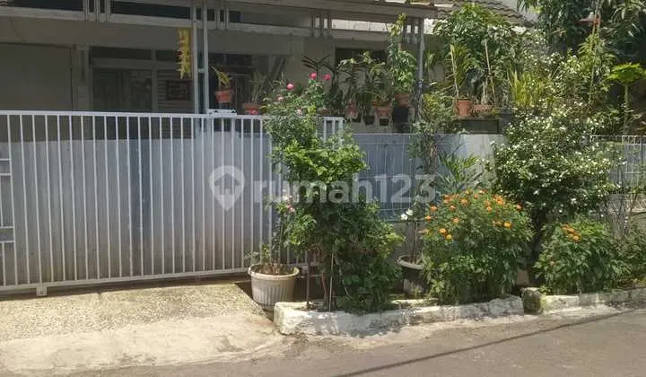House, Freehold Title, in Kopo Permai,
