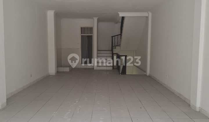 Disewa Ruko Mampang Prapatan Raya, Lebar 5, Lt.80m2, 3 Lantai, Unfurnish, Jakarta Selatan