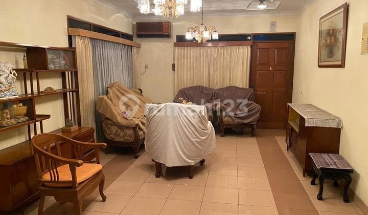Rumah Mewah 2 Lantai di Tebet Jakarta Selatan