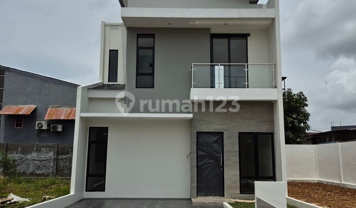 Rumah 2 Lantai Perintis Km 3 Tamalanrea Makassar
