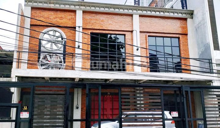 Newly Built House With Unique Concept In Setiabudi