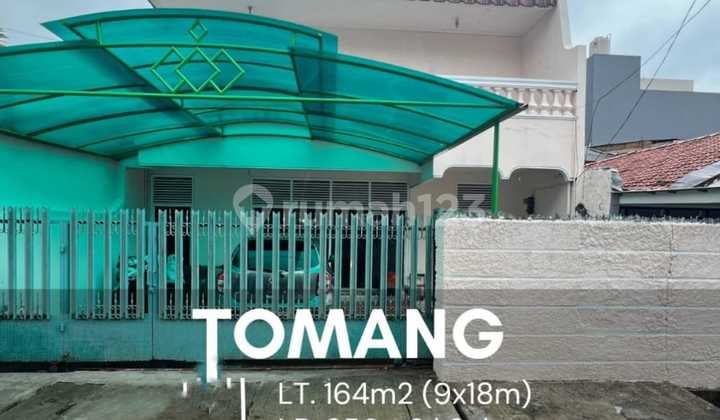 Rumah 2 Lantai Tomang Hadap Timur Laut