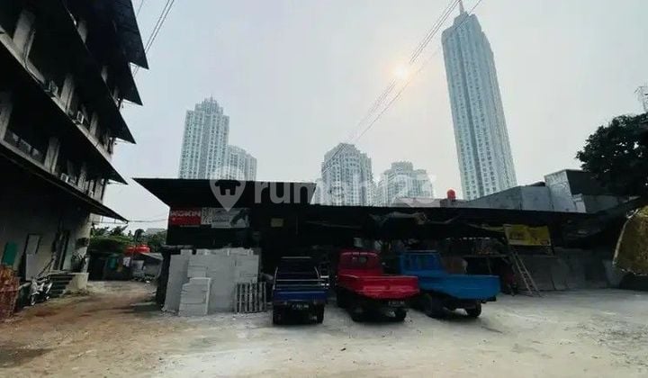 For Sale 5 Attached Shophouses and Land in Simprug Pakubuwono Gandaria Kebayoran Baru Area