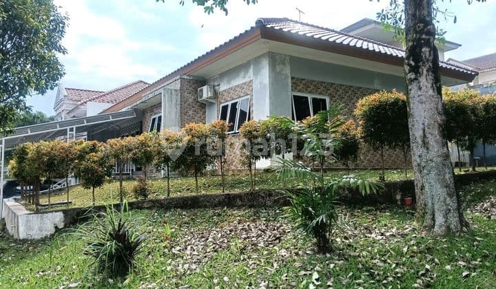 DIJUAL RUMAH CEPAT BAGUS SIAP HUNI POSISI HOOK SENTUL CITY