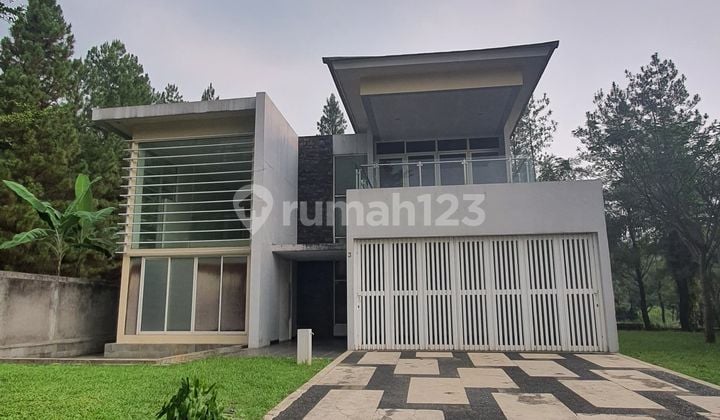 Disewa Rumah Mewah 2 Lantai Luas Hook Siap Huni Sentul City