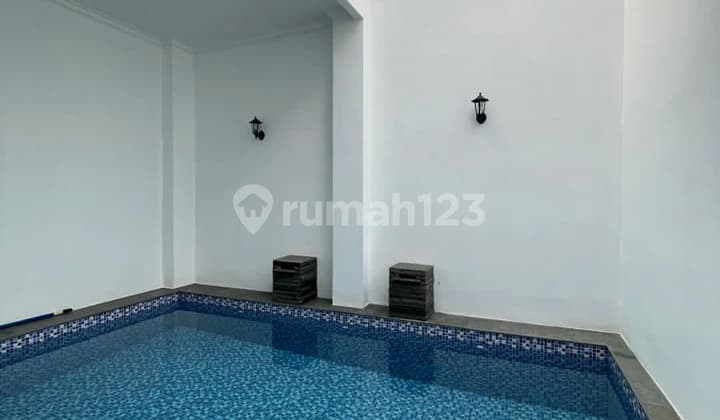 Di Jual Rumah Di Sentul City Kolam Renang Harga Mumer