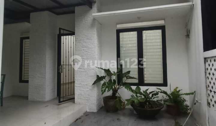 FOR SALE NICE STRATEGIC HOUSE AFFORDABLE NEGOTIABLE PRICE IN SENTUL CITY
