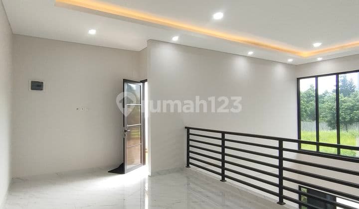 Di Jual Rumah Baru Di Sentul City Depan Green Area
