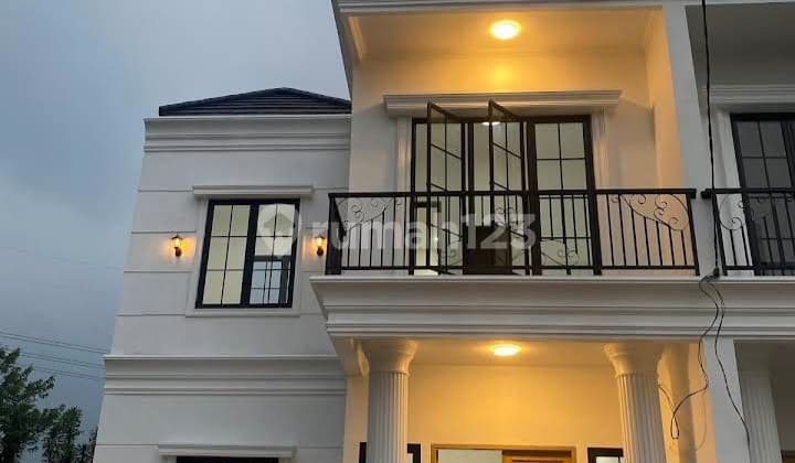 Rumah 2 Lantai Dekat Stadion Pakan Sari Cibinong Bogor