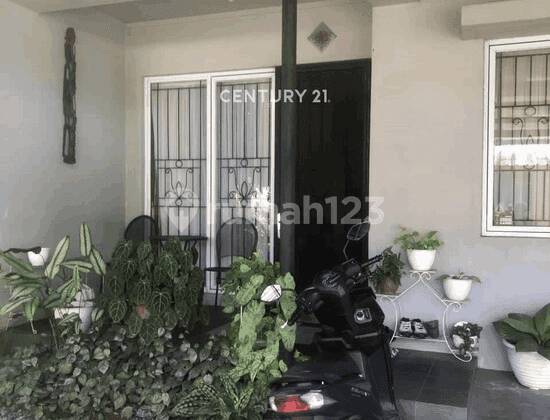 Dijual Rumah Bagus 2 Lantai Strategis Dalam Cluster di BSD