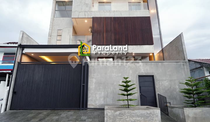 Hunian Modern Serbaguna 4 Lantai di Lengkapi Kolam Renang, Akses Mudah di Jangkau