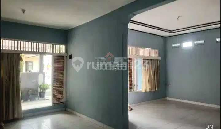 Rumah untuk Investasi Jangka Panjang Kawasan Pjmi, Nempel Stan Bintaro