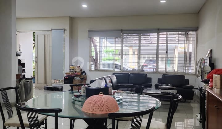 Best Deal Golflake House 8x20 South Facing