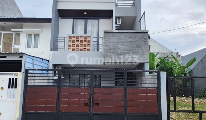 Rumah Modern Minimalis Hadap Timur