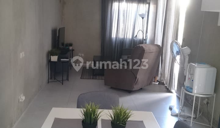 Disewa rumah 2 lantai minimalis mekar wangi