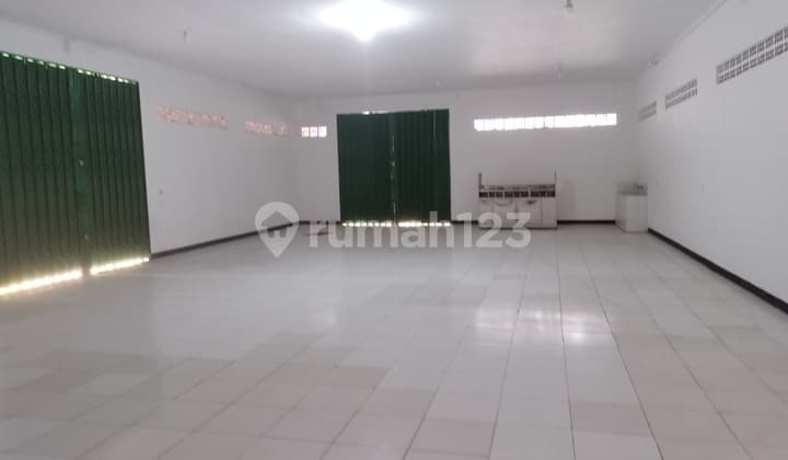 Warehouse for Rent, Who Uses Cilame Area