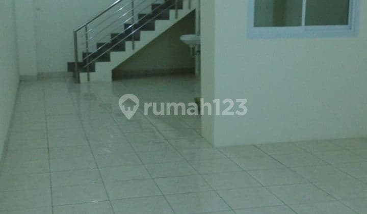 Rare!! Shop house with SHM certificate (freehold).