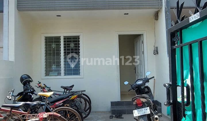 Rumah baru direnovasi