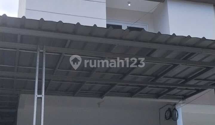Nice Shop House in Cideng