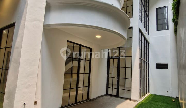 Rumah Mewah Brand New Di Tomang