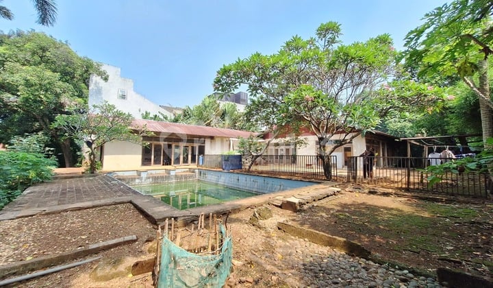 Disewakan Rumah Cocok untuk Usaha Gudang Klinik , serta Indomart dan Bebas Banjir dan Strategis , Jl Lebar , 600 Mtr Menuju Toll Jorr , Maupun Toll Desari