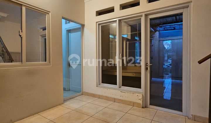 Bsd Delatinos Rumah Disewakan Siap Huni 2lantai Rapi