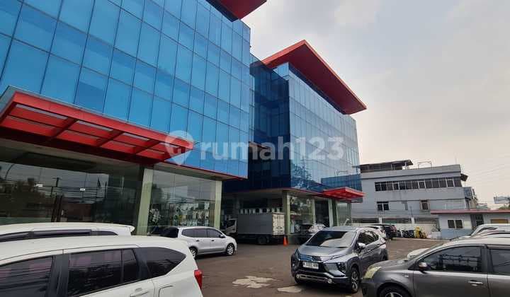 Office and Warehouse Building in Cipondoh Furnished Ready to Use