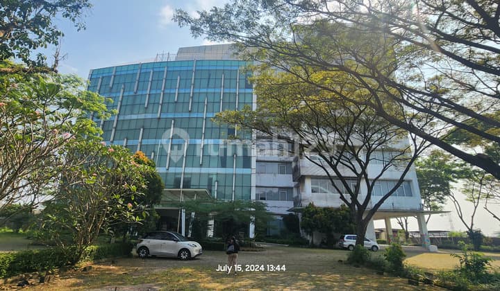 Gedung Kantor 7 Lantai Dekat Taman Tekno BSD
