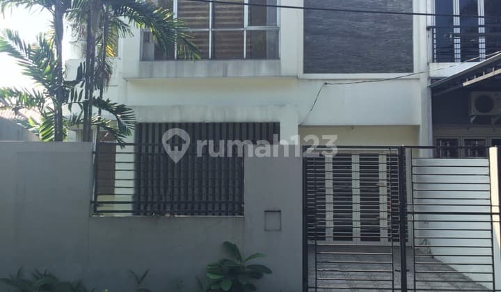 Quick Sale House in Villa Melati Mas Serpong South Tangerang