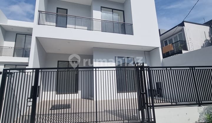 Sell Villa Melati Mas House in Serpong BSD, South Tangerang