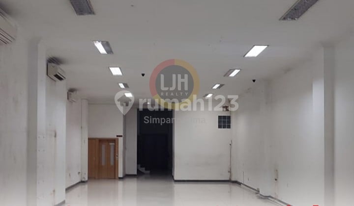 HOT PROPERTY DI JALUR EMAS GAJAHMADA, SEMARANG HOT PROPERTY DI JALUR EMAS GAJAHMADA, SEMARANG