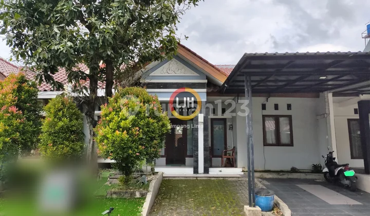 For Sale 3 Bedrooms 1 Bathroom House in Pedurungan, Semarang City For Sale 3 Bedrooms 1 Bathroom House in Pedurungan, Semarang City