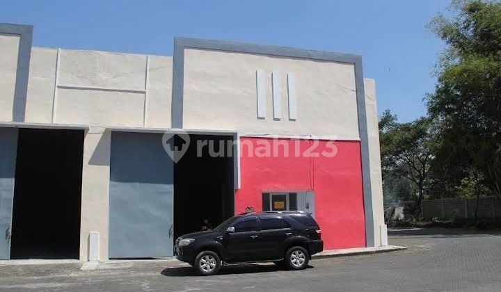 Pergudangan tritan k-walk karanglo malang, dkt pintu toll