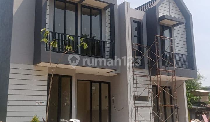 Anggrek prapen surabaya, rumah 2 lantai free biaya