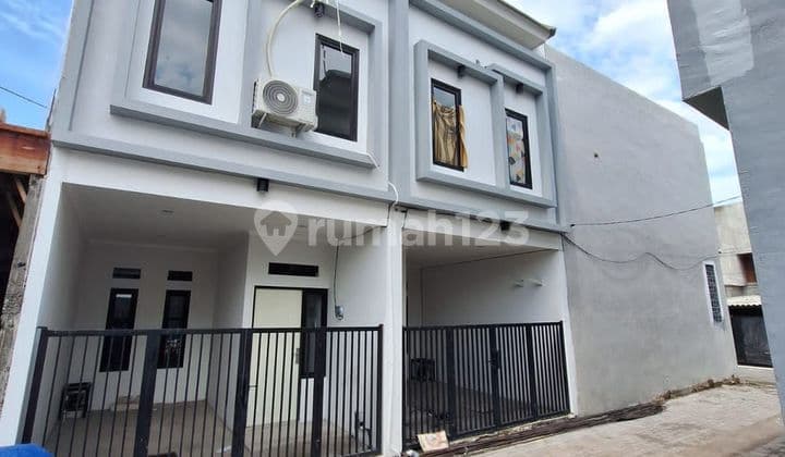 Grand Wonorejo Rungkut, rumah 2 lantai free biaya2