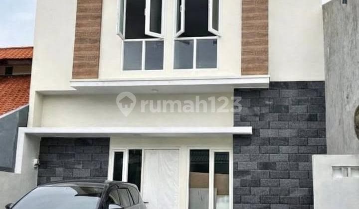 Rumah Tumbuh 2 Lantai di Wiyung Lokasi Setrategis One Gate System
