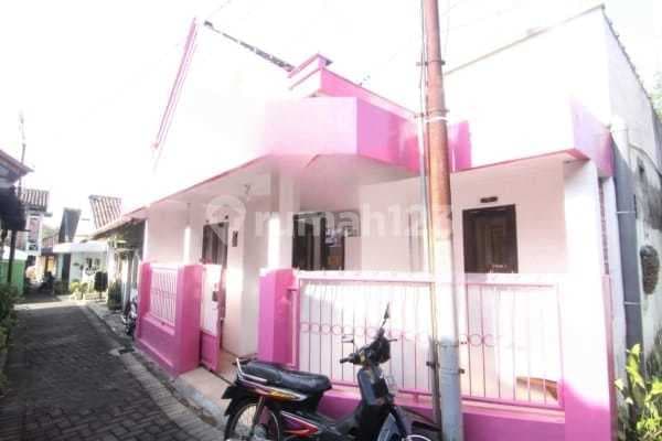 Dijual Rumah Kos Putri Full Furnished dan Full Anak Kos di Unmer Malang