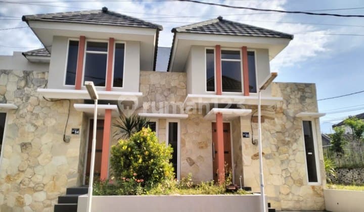 New Villa House Ready to Occupied in Bns Area, Batu City
