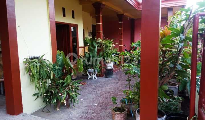 Dijual Rumah Induk + Kost Putra Patung Pesawat Suhat Malang